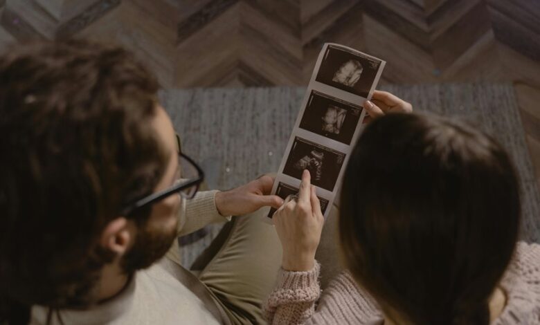 charles hurt s family life